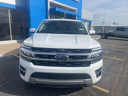 Used 2022 Ford Expedition Max Limited image 2