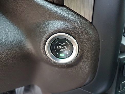 Used 2020 GMC Sierra 2500 Denali w/ Denali Ultimate Package image 26