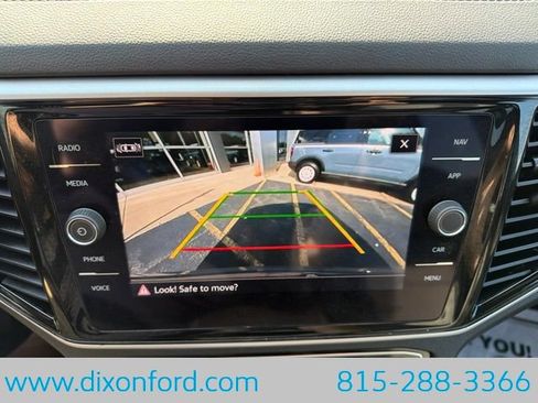 Used 2023 Volkswagen Atlas Cross Sport SEL R-Line AWD/4WD image 12