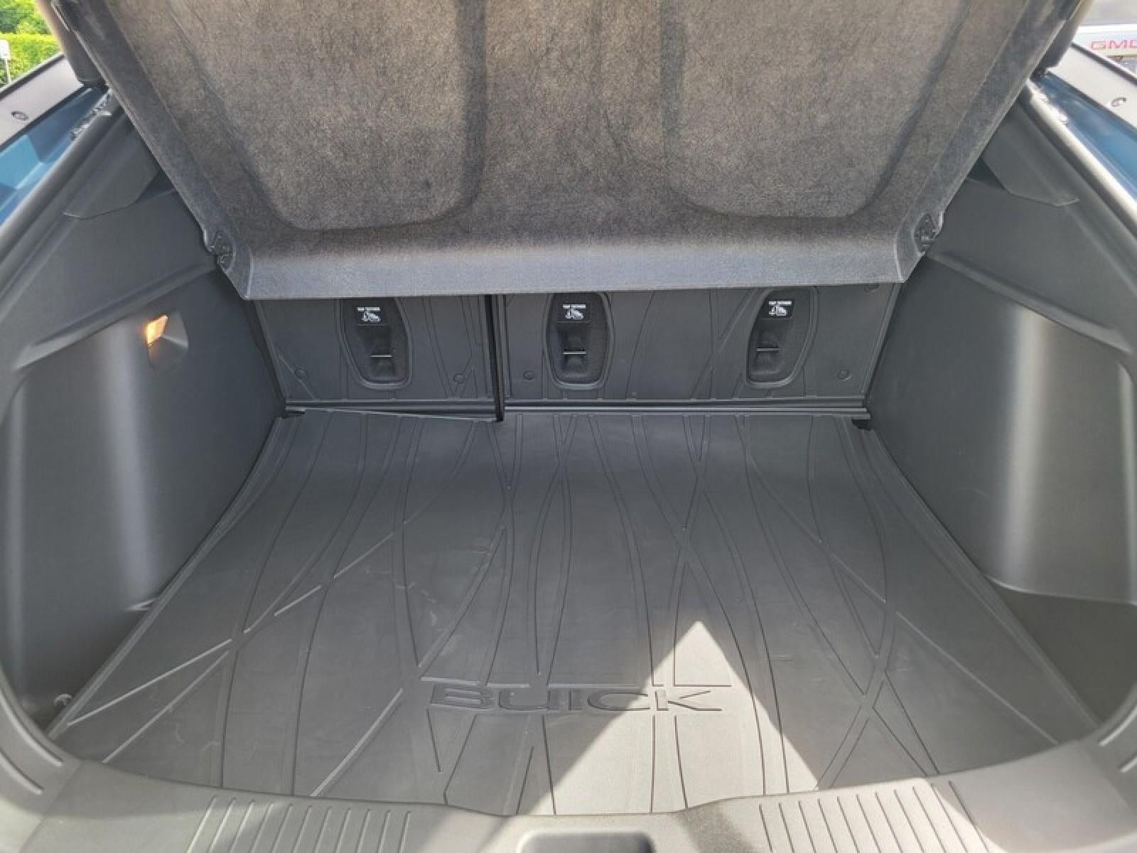 New 2026 Buick Envista Sport Touring w/ Convenience I Package FWD image 6