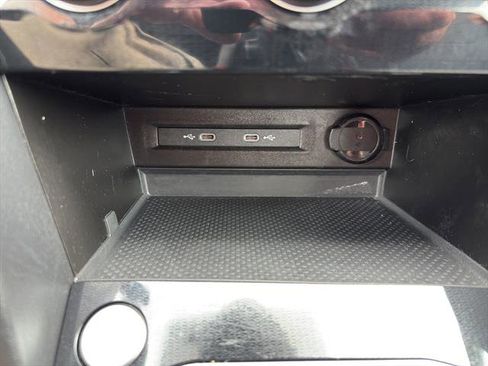 Certified 2025 Volkswagen Taos S FWD image 22