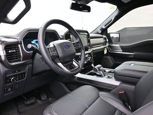 New 2025 Ford F150 Platinum w/ FX4 Off-Road Package AWD/4WD image 18