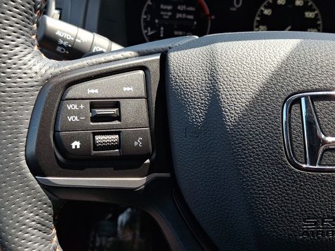 Certified 2024 Honda Ridgeline TrailSport image 22