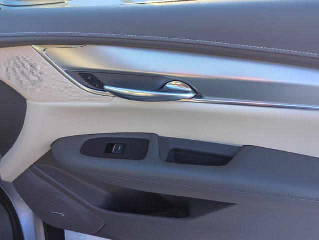 Used 2019 Cadillac XT5 Premium Luxury FWD image 27