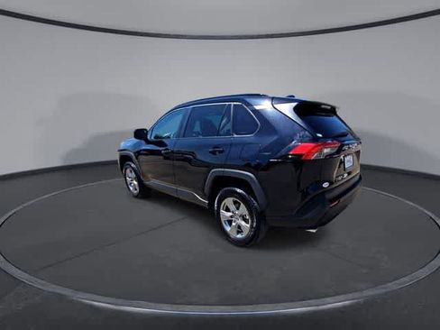 Used 2025 Toyota RAV4 XLE FWD image 6