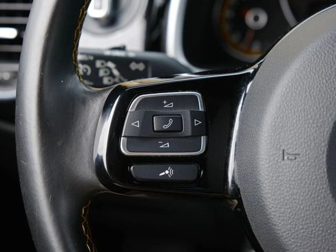 Used 2016 Volkswagen Beetle 1.8T Dune w/ Dune Technology Package image 32