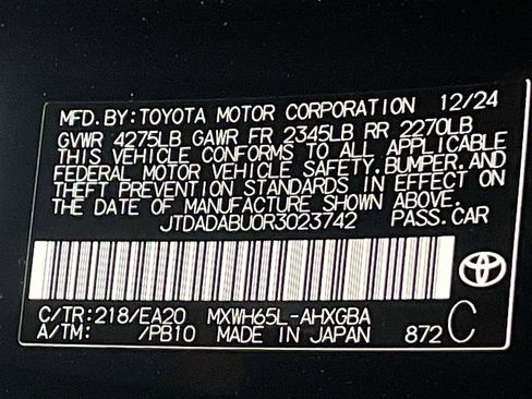 Used 2024 Toyota Prius XLE image 31