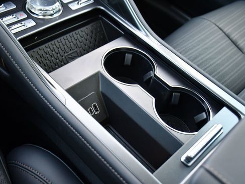 New 2026 Lincoln Nautilus Reserve AWD/4WD image 34