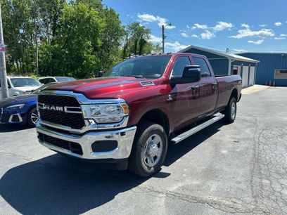 Used 2024 RAM 2500 Tradesman w/ Chrome Appearance Group