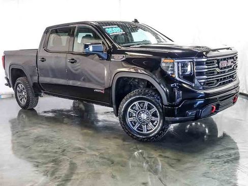 Certified 2025 GMC Sierra 1500 AT4 AWD/4WD image 2