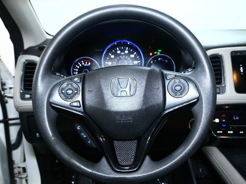 Used 2018 Honda HR-V EX image 22