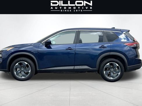 Used 2024 Nissan Rogue SV AWD/4WD image 7