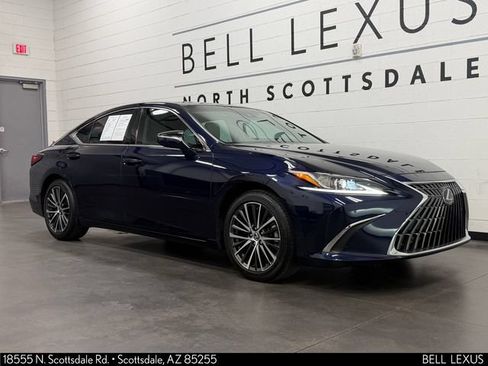 Used 2024 Lexus ES 350 w/ Premium Package FWD image 2