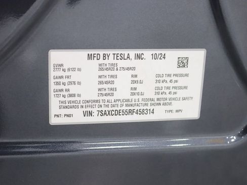 Used 2024 Tesla Model X AWD/4WD image 39
