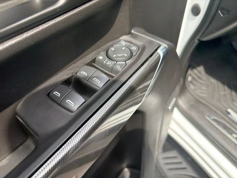 Used 2020 GMC Sierra 2500 AT4 w/ AT4 Premium Package AWD/4WD image 18