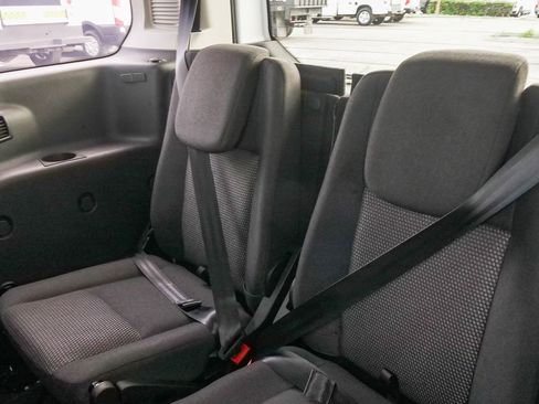 Used 2018 Ford Transit Connect XL image 16