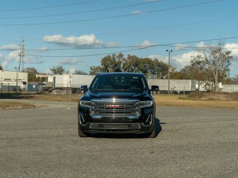 Used 2021 GMC Acadia SLE image 1