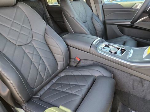 New 2026 BMW X5 xDrive50e image 16