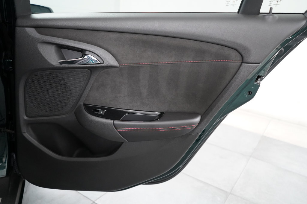 Used 2017 Chevrolet SS RWD image 32