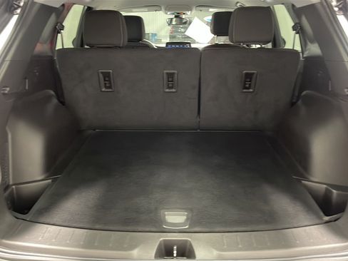 Used 2023 Chevrolet Blazer LT w/ Convenience Package FWD image 17