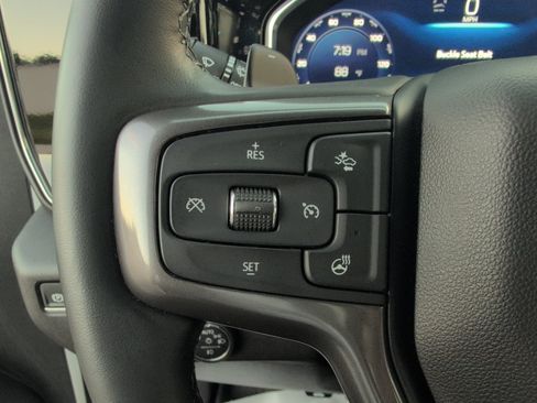 Used 2025 Chevrolet Silverado 1500 High Country AWD/4WD image 23