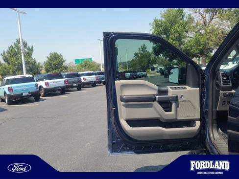 Used 2018 Ford F150 XLT w/ Equipment Group 302A Luxury AWD/4WD image 13