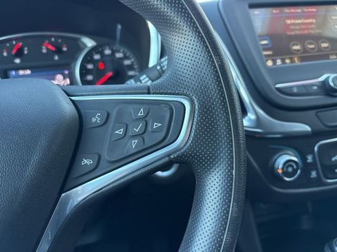 Used 2019 Chevrolet Equinox LT image 15