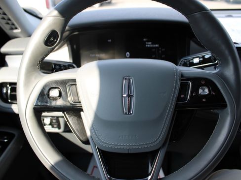 Used 2021 Lincoln Aviator Reserve w/ Equipment Group 201A image 24