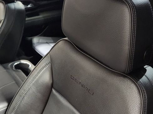 Used 2024 GMC Yukon Denali image 35