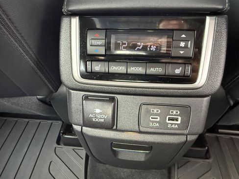 Used 2025 Subaru Ascent Touring AWD/4WD image 42