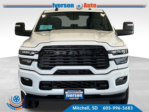 Used 2026 RAM 2500 Big Horn AWD/4WD image 3
