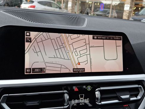 Used 2019 BMW 330i xDrive Sedan w/ Driving Assistance Package AWD/4WD image 22