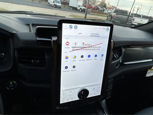 New 2023 Ford F150 Lightning Lariat image 49