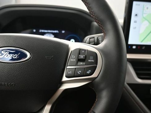 New 2026 Ford Explorer Active w/ Active Comfort Package image 17