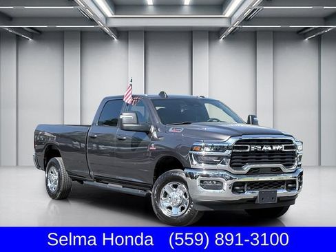 Used 2025 RAM 3500 Tradesman AWD/4WD image 1