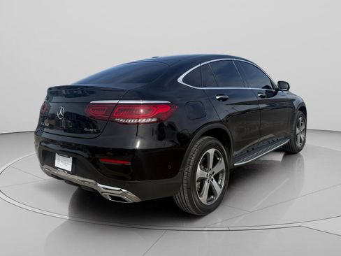 Used 2021 Mercedes-Benz GLC 300 4MATIC Coupe image 5