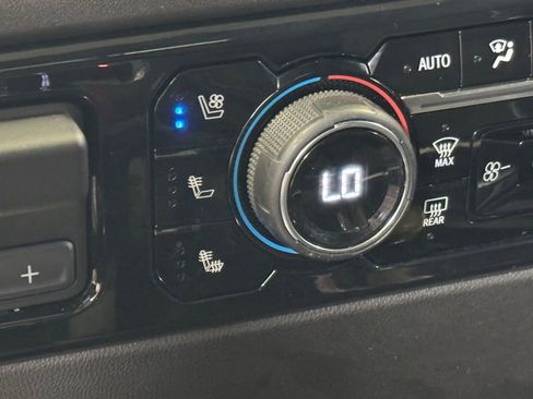 Used 2024 Chevrolet Silverado 1500 High Country w/ High Country Premium Package image 37