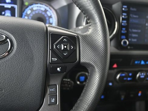 Used 2023 Toyota Tacoma TRD Off-Road image 36