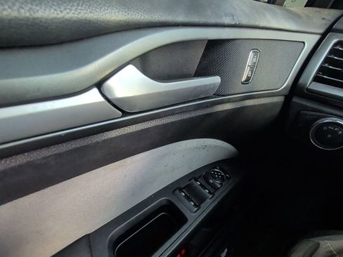 Used 2016 Ford Fusion S image 10