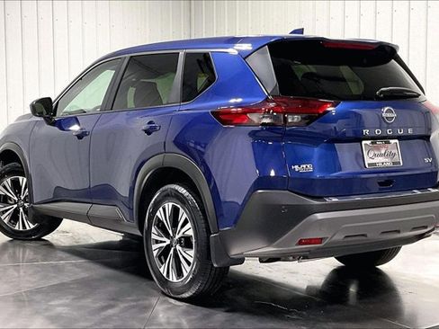 Used 2023 Nissan Rogue SV image 12