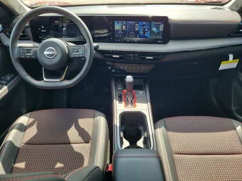 Certified 2026 Nissan Kicks SR image 18