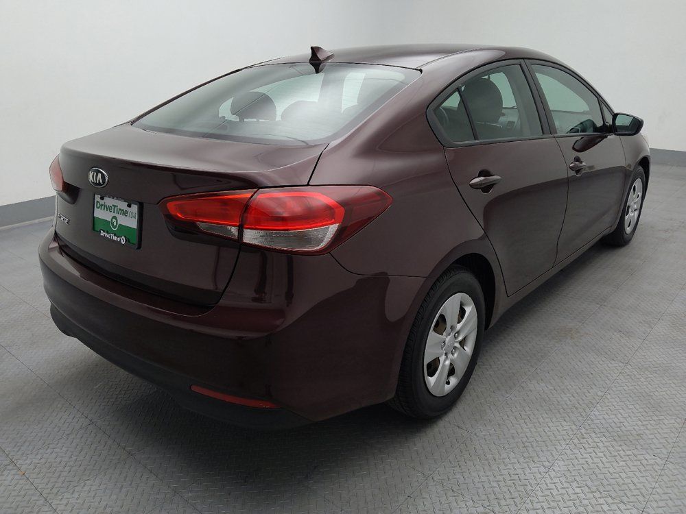 Used 2017 Kia Forte LX FWD image 9
