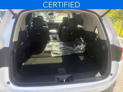 Certified 2025 Honda Pilot Touring image 13