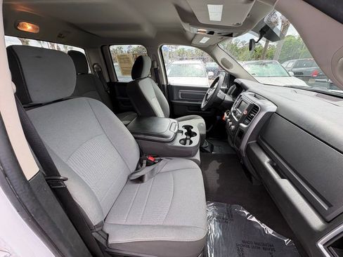Used 2024 RAM 1500 Classic SLT AWD/4WD image 22