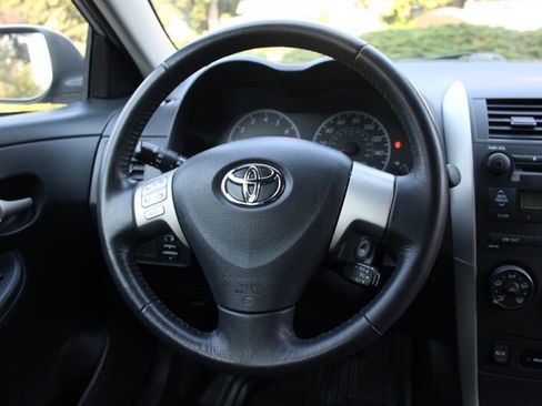 Used 2009 Toyota Corolla S w/ Sport Pkg FWD image 16