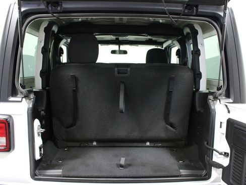 Used 2022 Jeep Wrangler Sport image 14