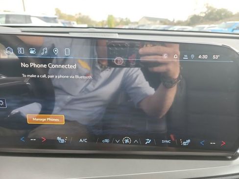 New 2026 Chevrolet Traverse LT w/ Enhanced Driving Package image 24