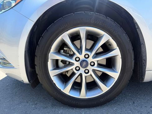 Used 2018 Ford Fusion Energi SE FWD image 9