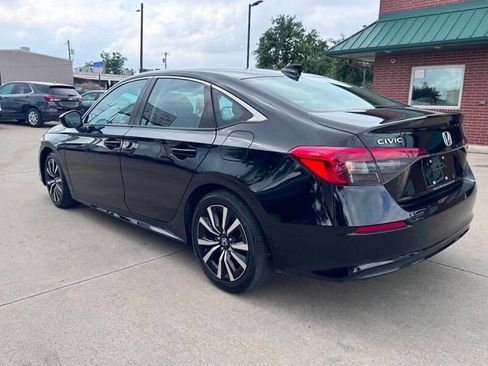 Used 2023 Honda Civic EX image 7