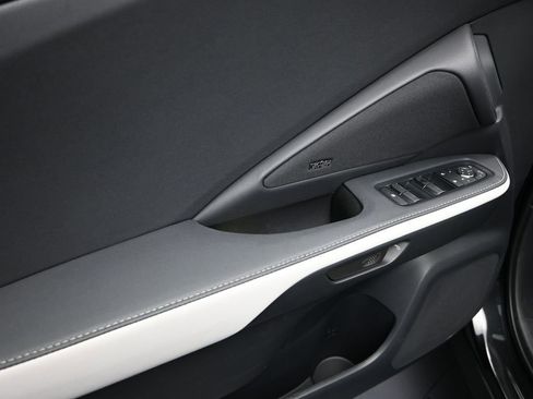 New 2026 Lexus TX 500h AWD image 11